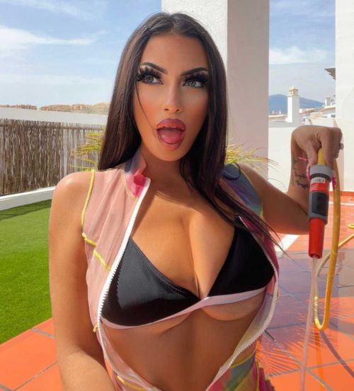 @yasminegirlnextdoor