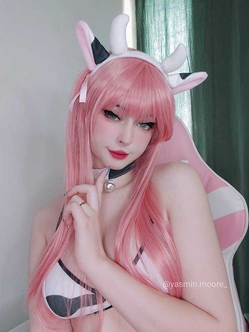 @yasminmoore
