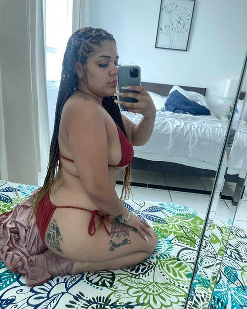 @yellaaamarie