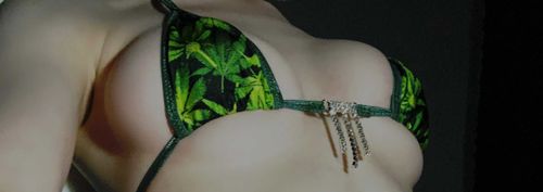 yourfavoritepiggybank nude