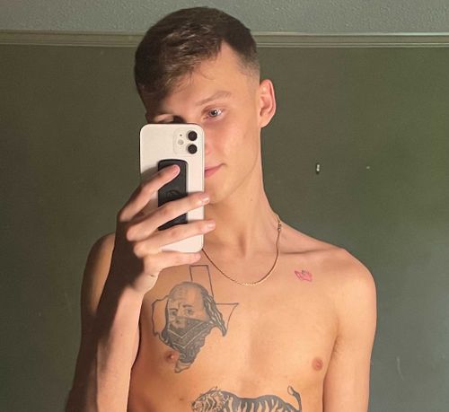 @yourfavstreamer
