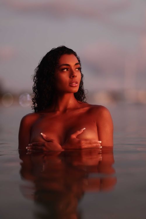yournewbestie nude