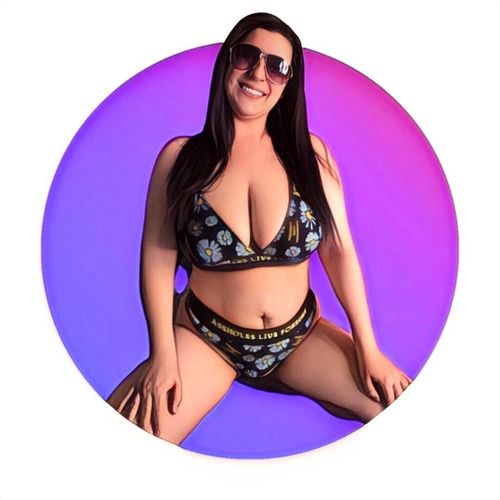 @yousaucyminx