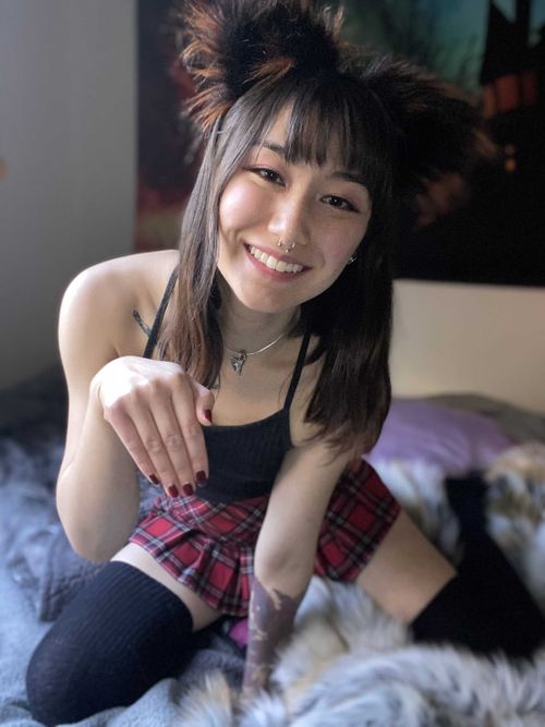 @yurifoxgirlvip